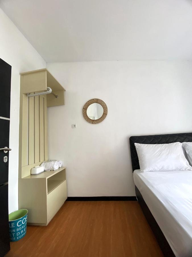 Villa Royal Arois Syariah Dekat Jatim Park 3 Tlekung Екстер'єр фото