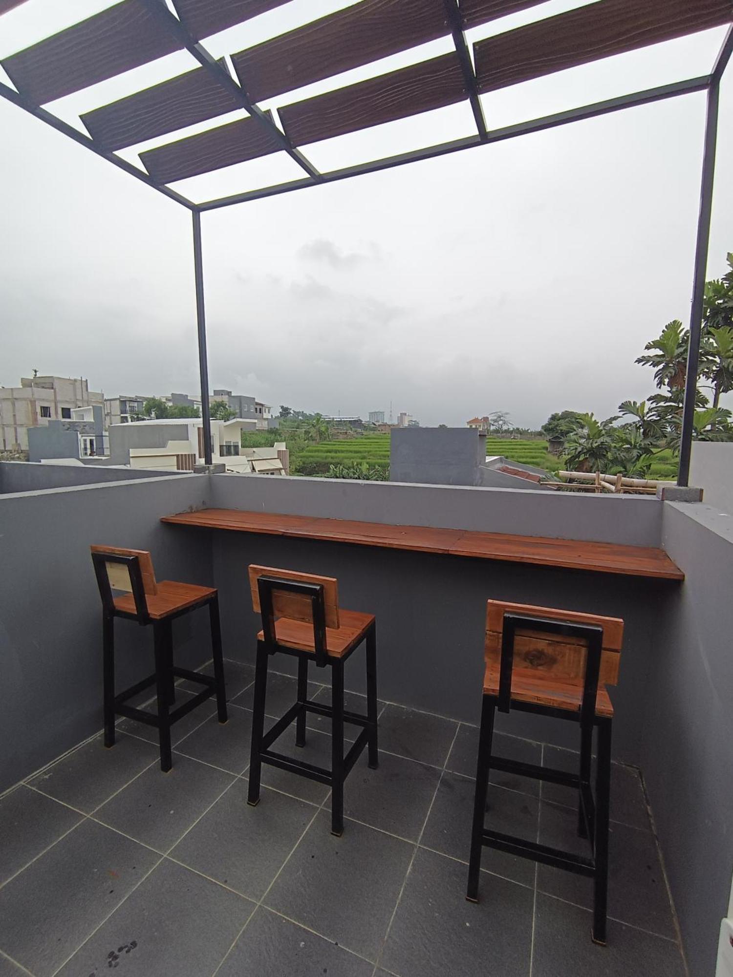 Villa Royal Arois Syariah Dekat Jatim Park 3 Tlekung Екстер'єр фото