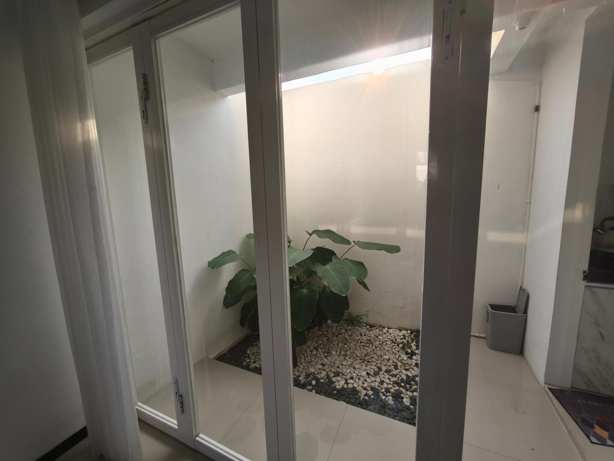 Villa Royal Arois Syariah Dekat Jatim Park 3 Tlekung Екстер'єр фото