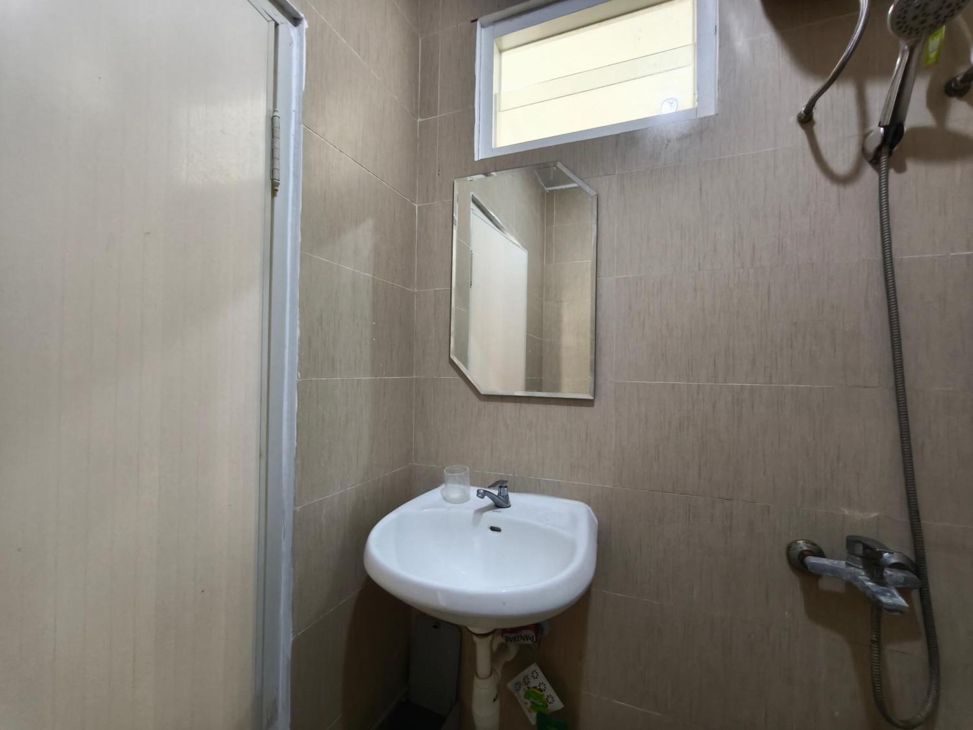 Villa Royal Arois Syariah Dekat Jatim Park 3 Tlekung Екстер'єр фото